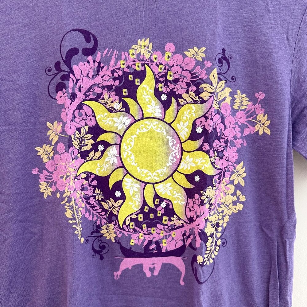 Shop LBV Rapunzel Tangled Lanterns Disney Bound T-Shirt - Size S - Picture 2 of 5